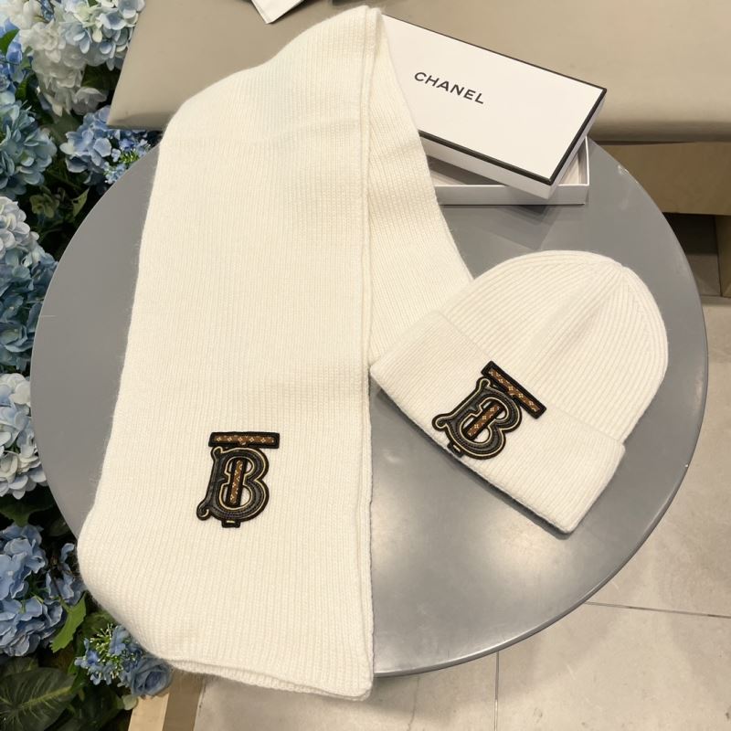 Burberry Caps Scarfs